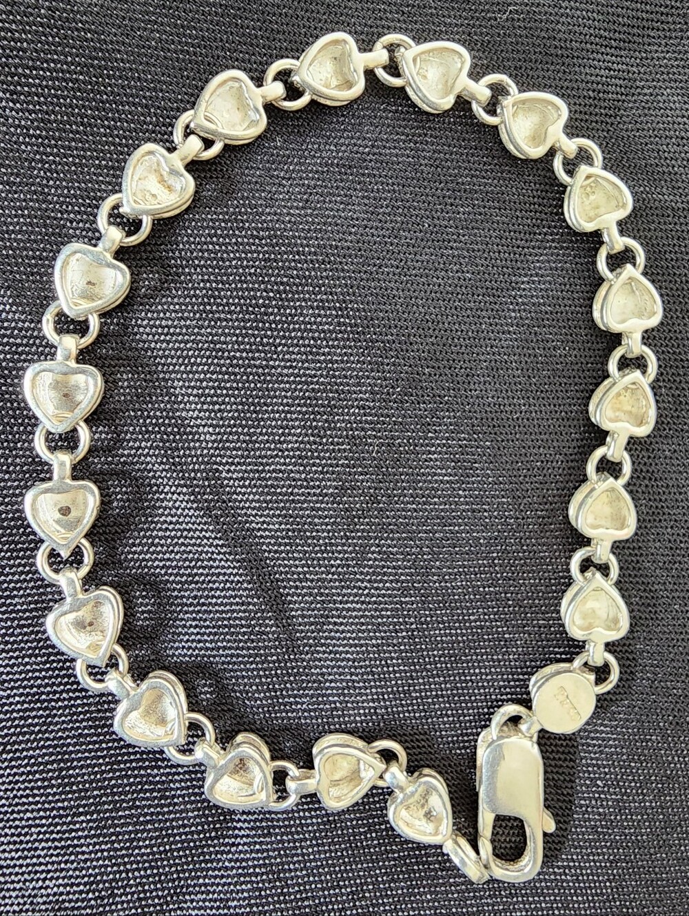 Auth Tiffany & Co. Silver Heart Link Bracelet - Picture 2 of 8